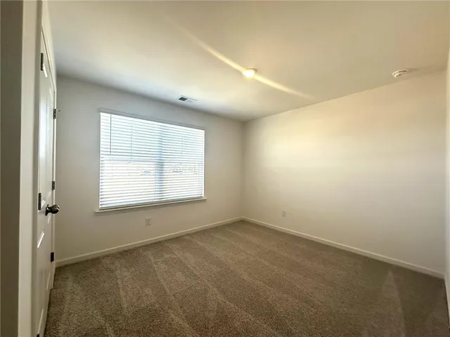 $2,700 | 472 Madison Lakeview Drive, Acworth, GA 30102