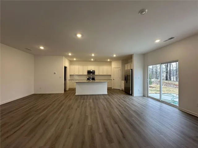 $2,700 | 472 Madison Lakeview Drive, Acworth, GA 30102