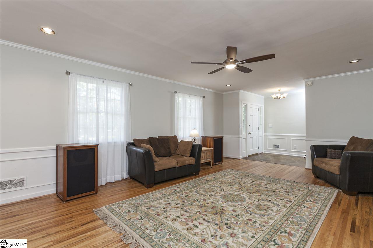 10 Hummingbird Circle Greenville, SC 29615 - Photo 9 of 26 Gallery Image 9