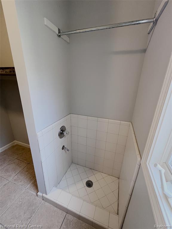 2056 Somerville Road Rochester Hills, MI 48307 - Photo 27 of 84