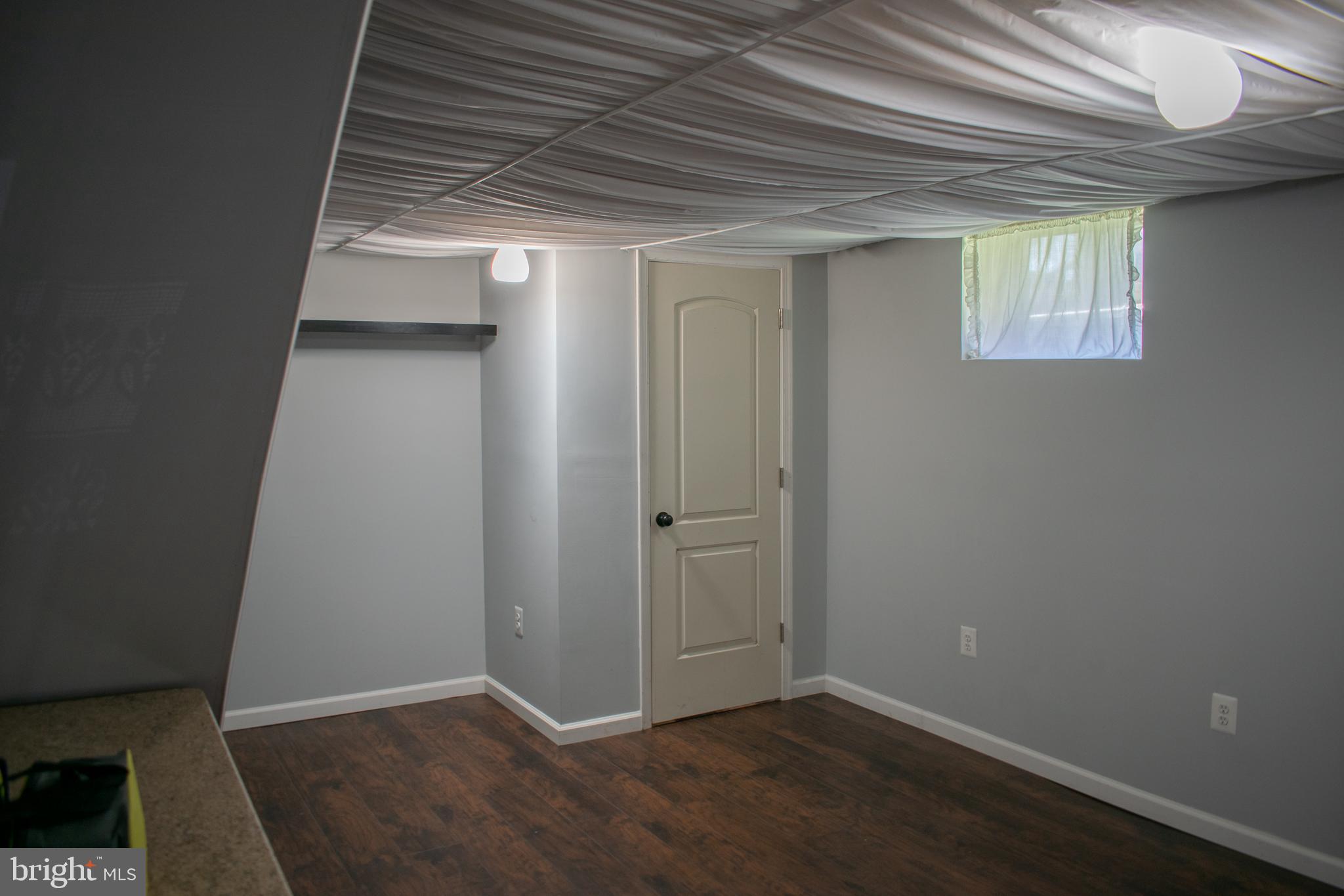 3554 Benzinger Road Baltimore, MD 21229 - Photo 13 of 17