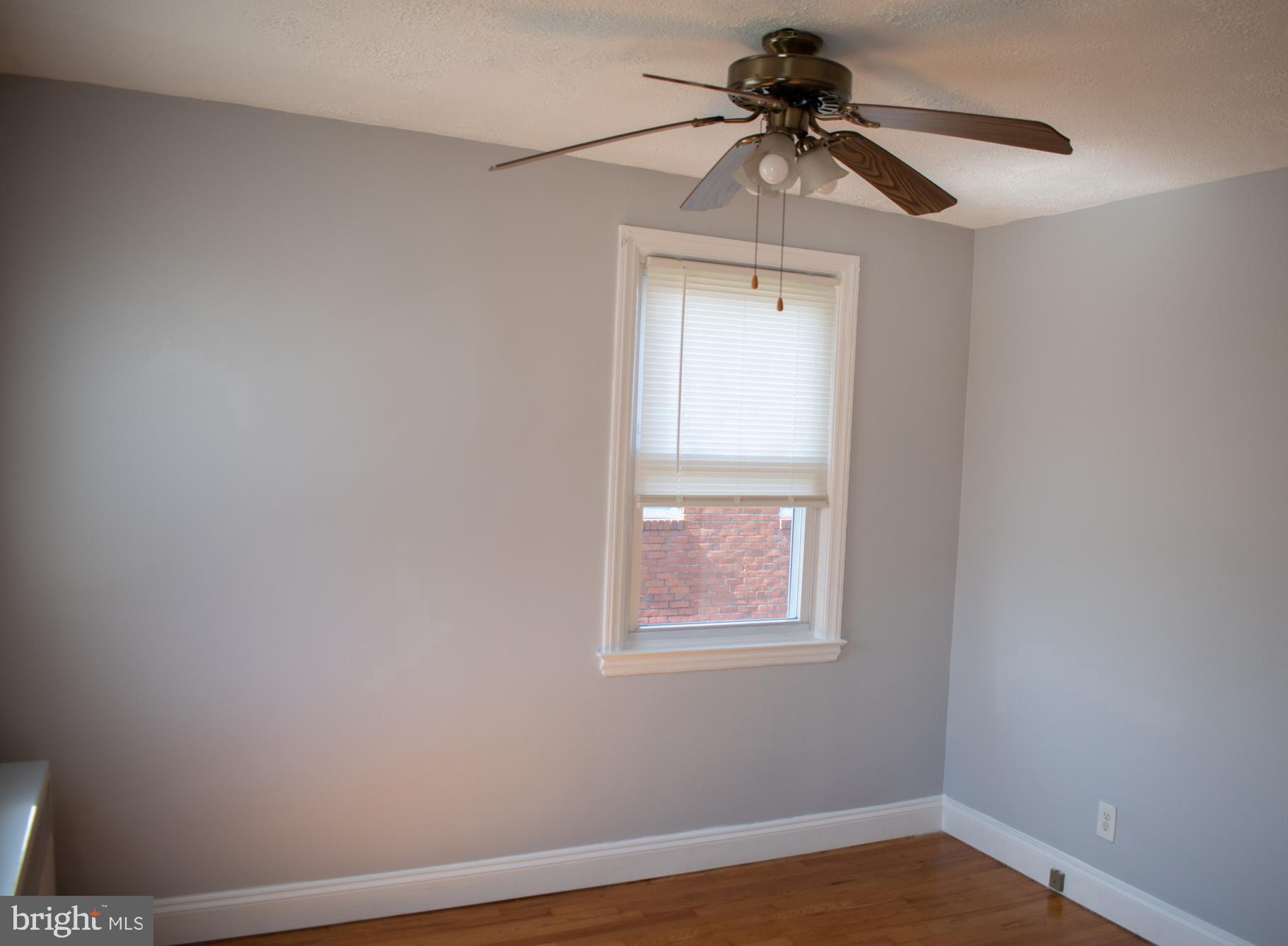 3554 Benzinger Road Baltimore, MD 21229 - Photo 9 of 17
