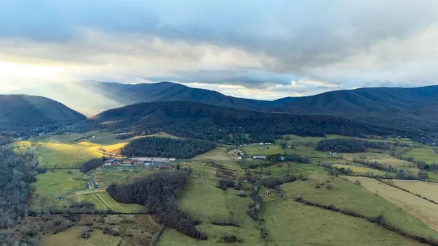 $507,000 | 339 Buffalo Branch Lane, Swoope, VA 24479