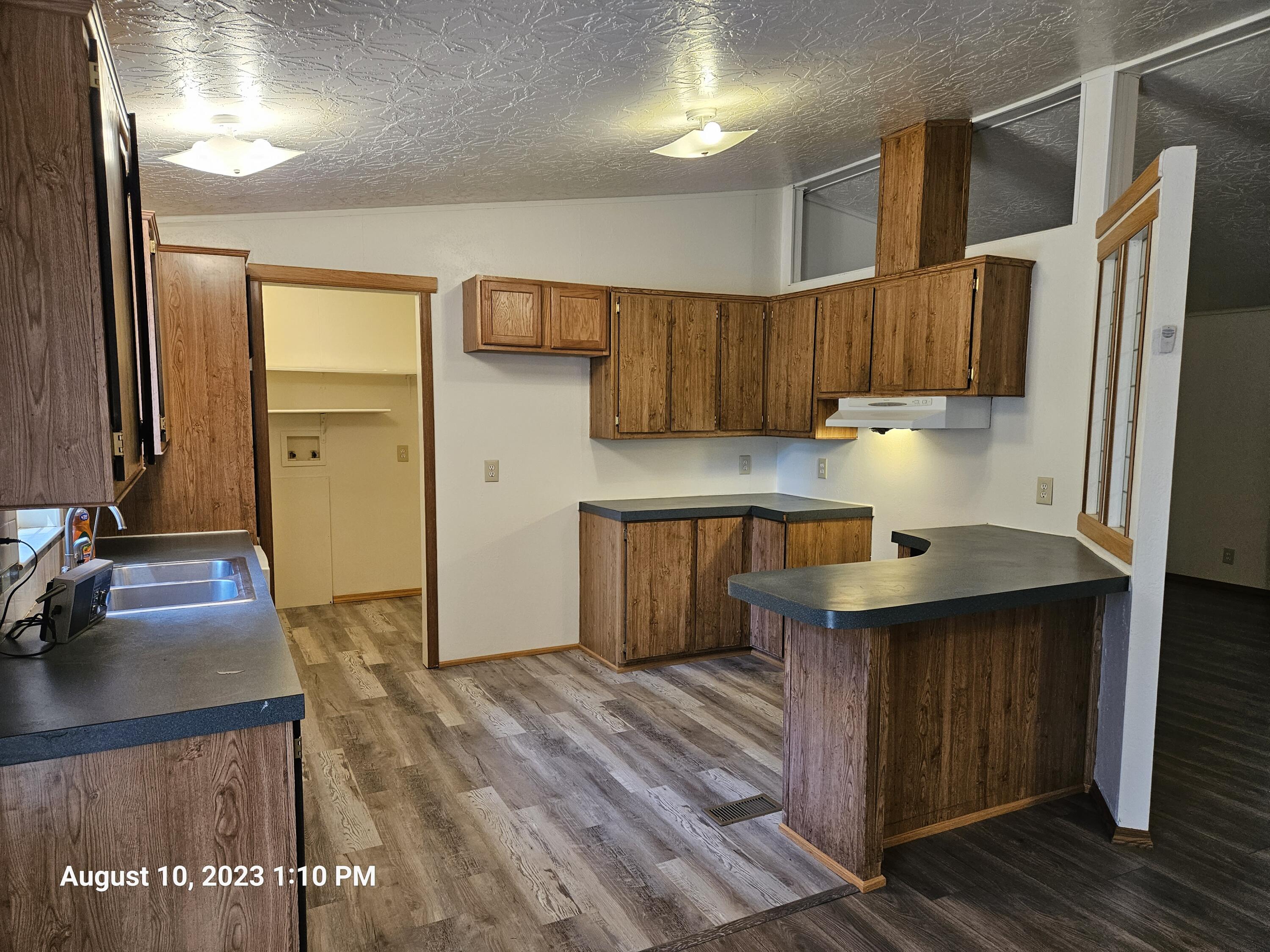 18018 Freight Rd Lane Klamath Falls, OR 97601 - Photo 11 of 33 20230810_131018