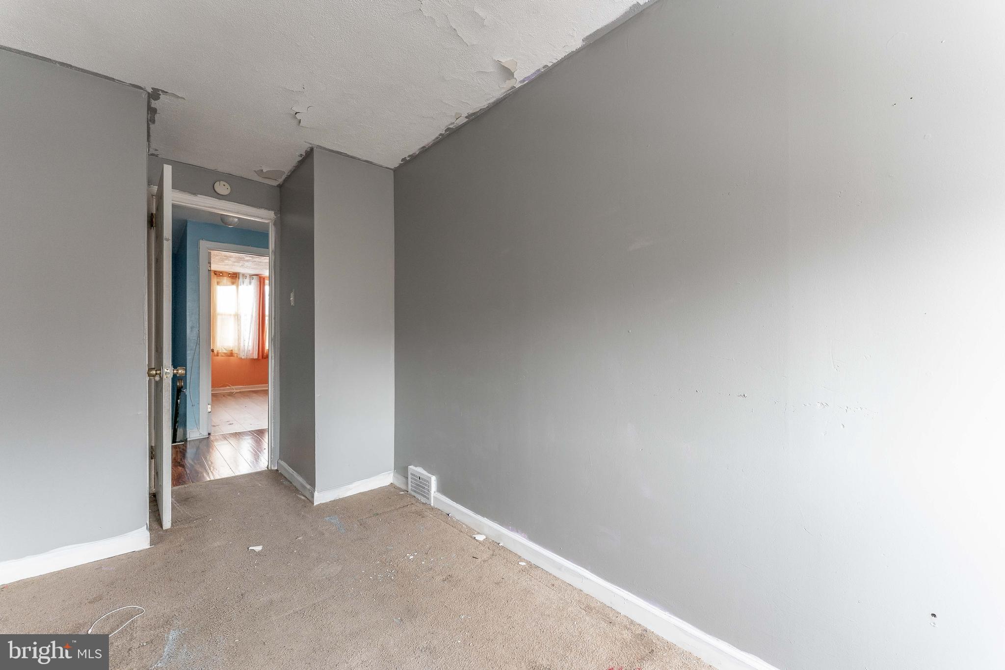 234 Spring Valley Road Darby, PA 19023 - Photo 26 of 27 Gallery Image 26