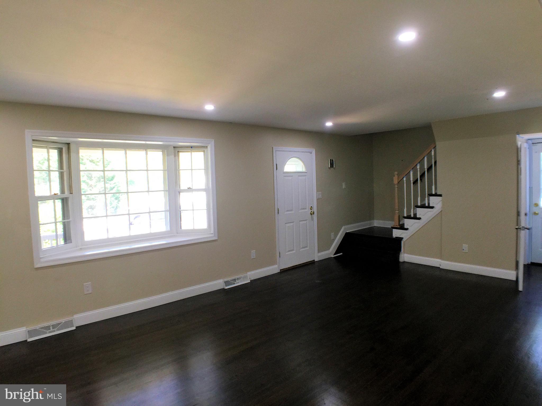 853 Reece Road Severn, MD 21144 - Photo 19 of 54 Living room
