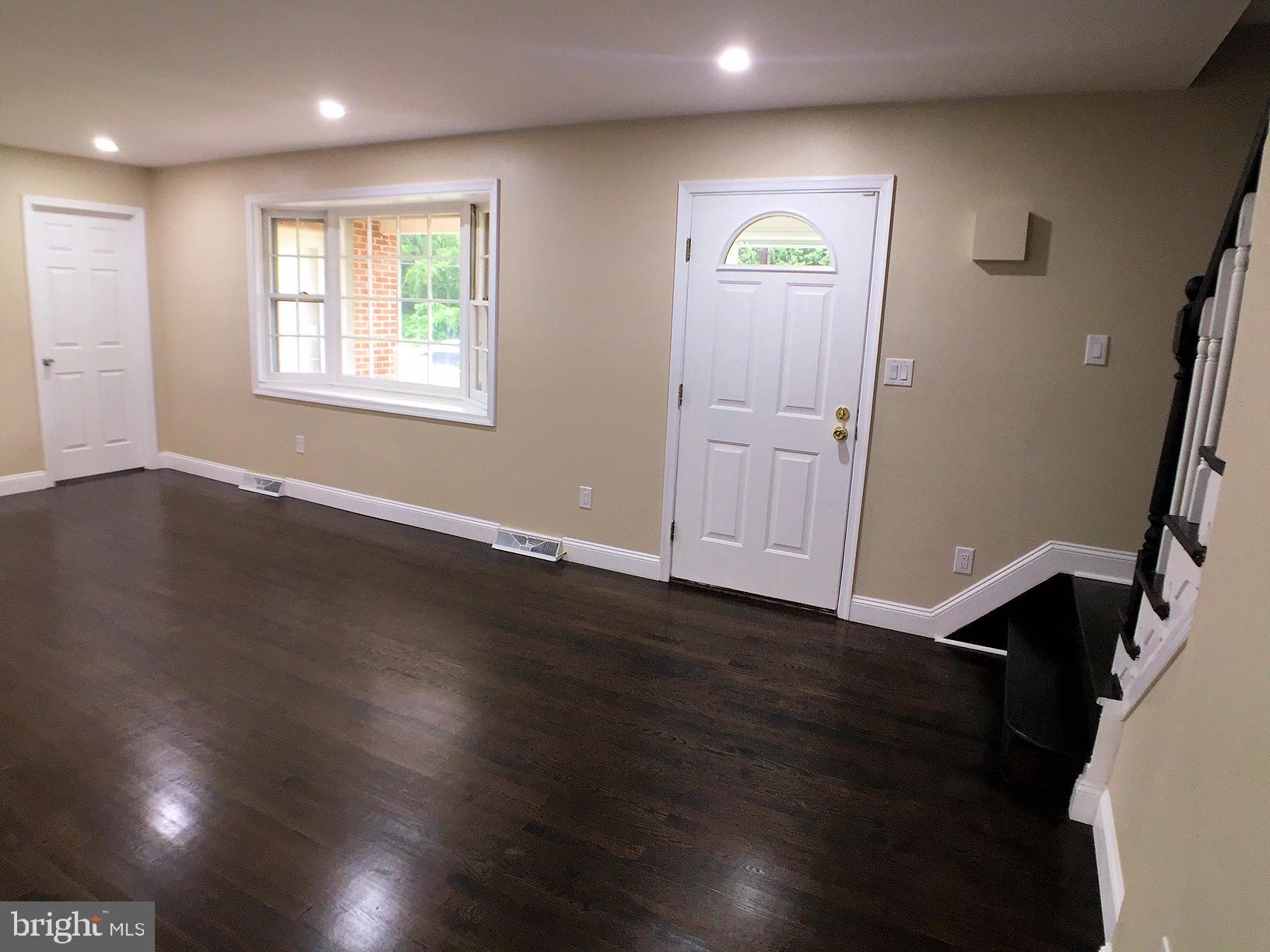 853 Reece Road Severn, MD 21144 - Photo 20 of 54 Living room
