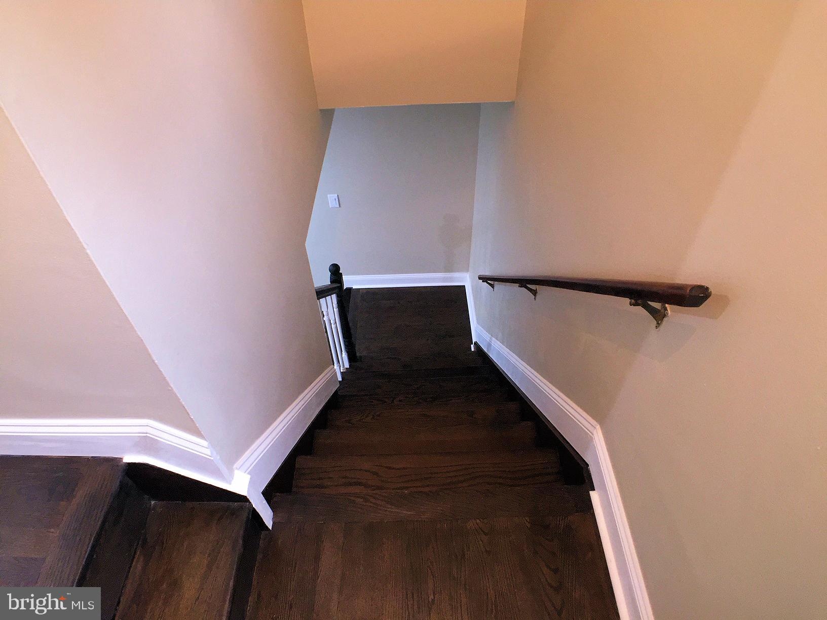853 Reece Road Severn, MD 21144 - Photo 25 of 54 Stairwell