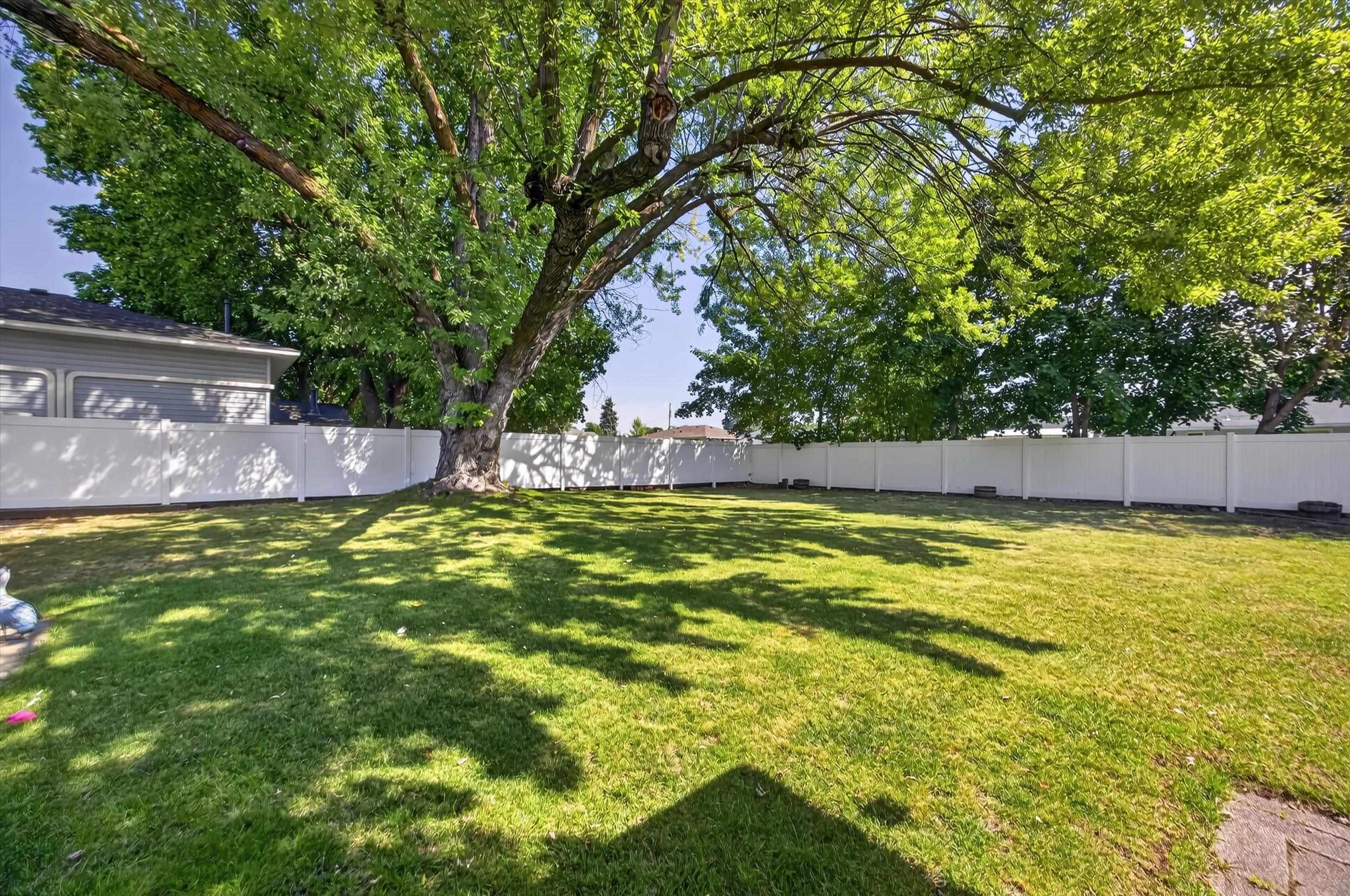 1018 North Stout Road Spokane, WA 99206 - Photo 36 of 43 Gallery Image 36