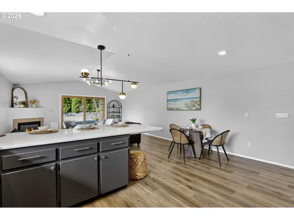 $549,900 | 4006 Northeast 98th Street, Vancouver, WA 98665