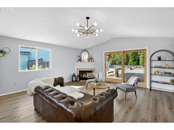 $549,900 | 4006 Northeast 98th Street, Vancouver, WA 98665