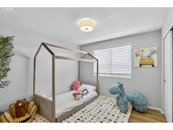 $549,900 | 4006 Northeast 98th Street, Vancouver, WA 98665