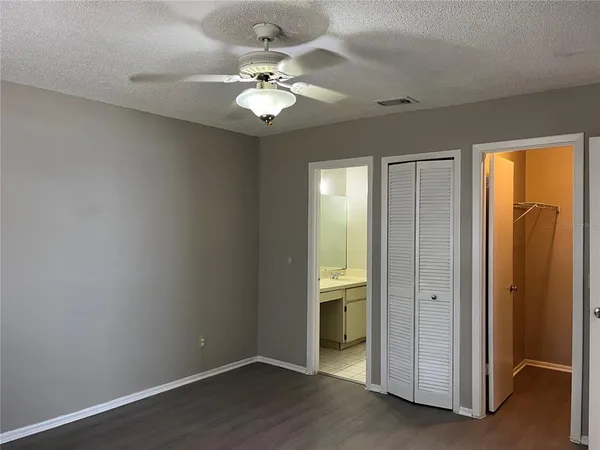 $1,667 | 2451 East Illiana Street, Orlando, FL 32806