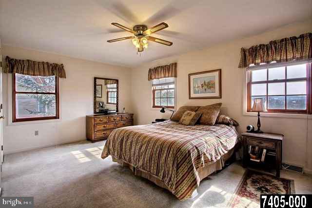 3675 Pleasant Valley Road York, PA 17406 - Photo 12 of 24 Gallery Image 12