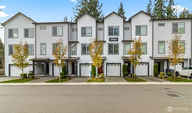 $495,000 | 2002 101st Avenue Southeast, Unit 4, Lake Stevens, WA 98258