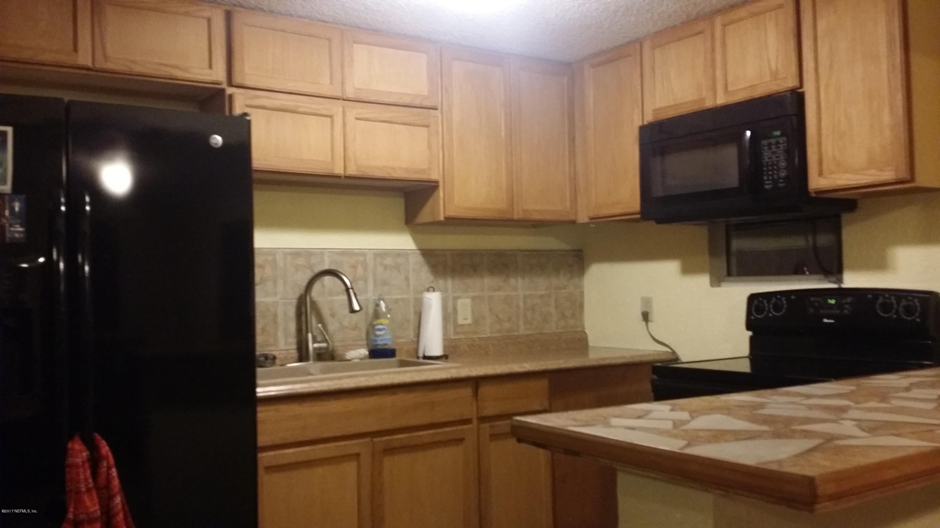 779 Cahoon Road South Jacksonville, FL 32221 - Photo 2 of 12 20170307_191328