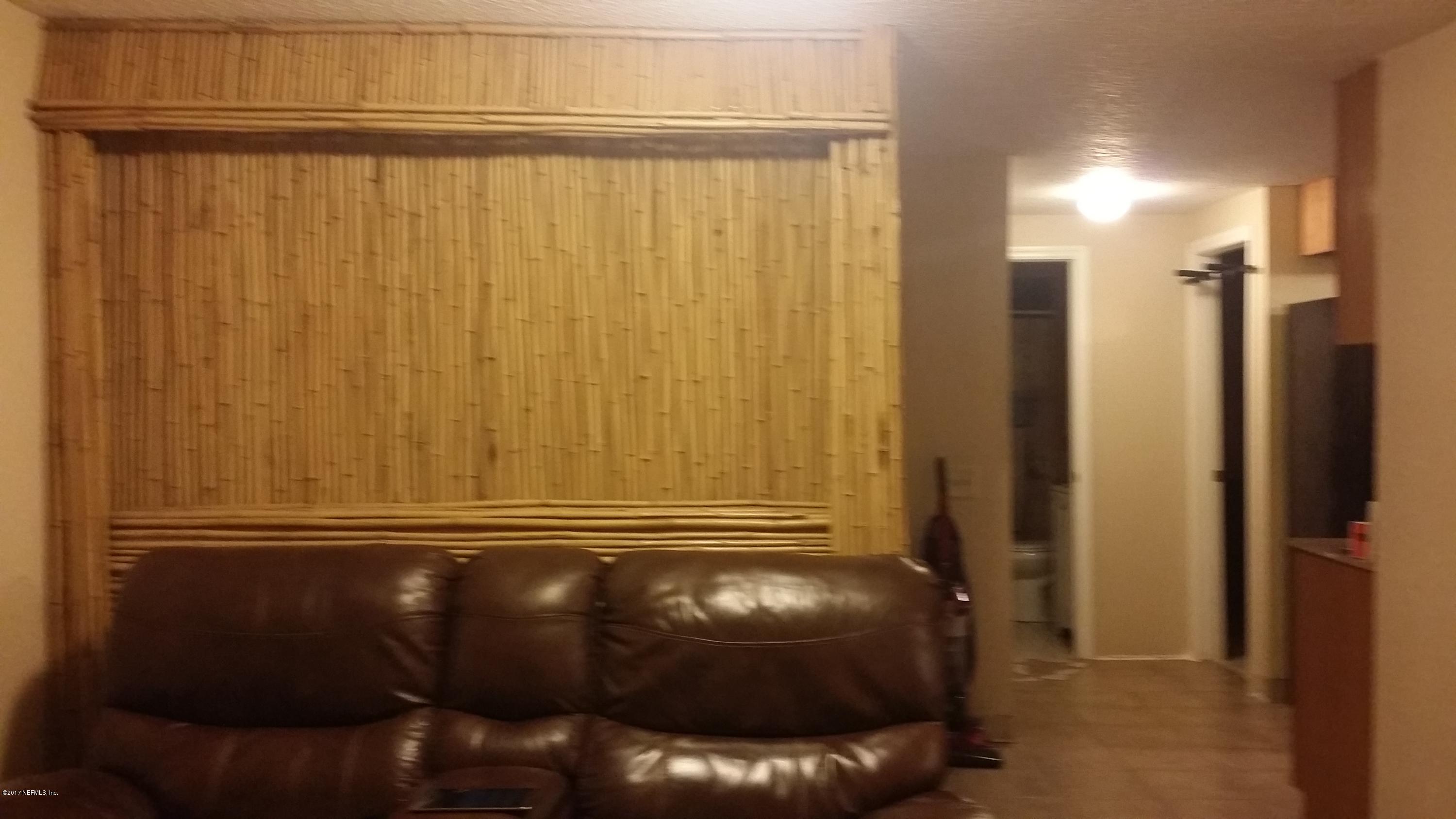 779 Cahoon Road South Jacksonville, FL 32221 - Photo 6 of 12 20170307_191434