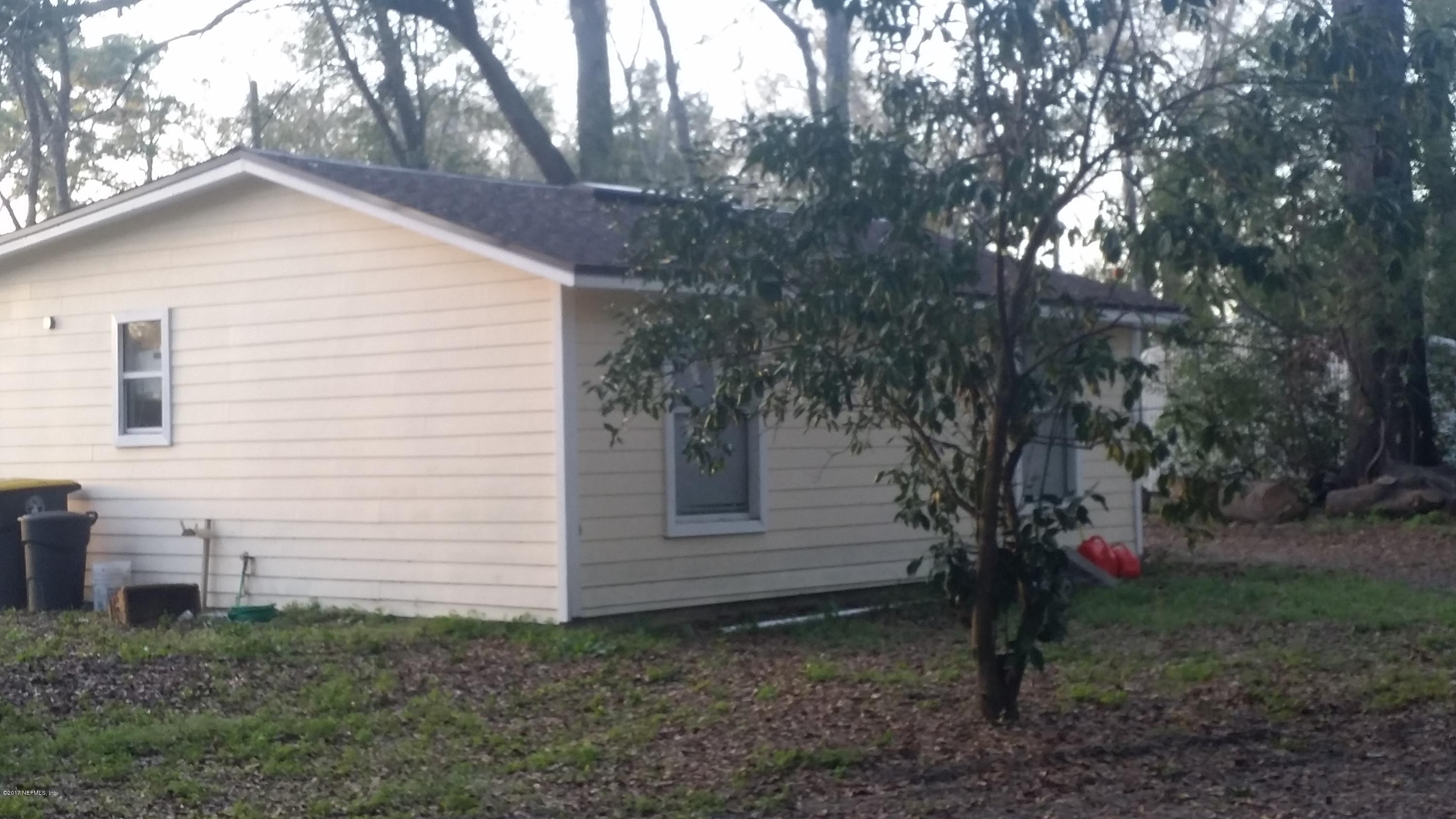 779 Cahoon Road South Jacksonville, FL 32221 - Photo 7 of 12 Back of house 2