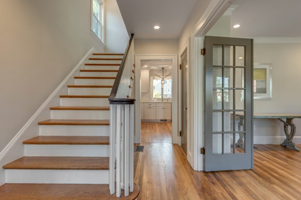 37 Crocker Road Medford, MA 02155 - Photo 6 of 30 Gallery Image 6