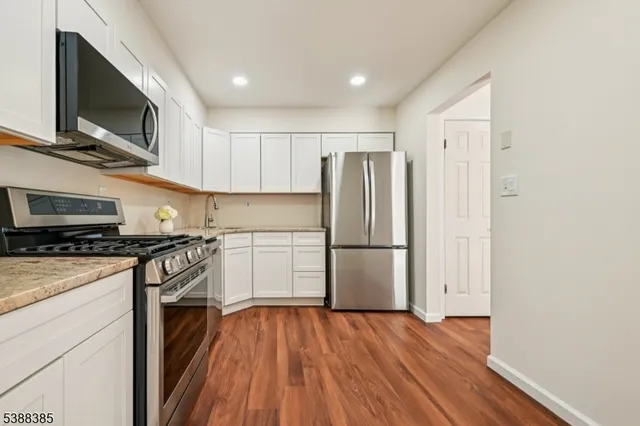 $450,000 | 2503 Madaline Drive, Unit 2503, Woodbridge, NJ 07001