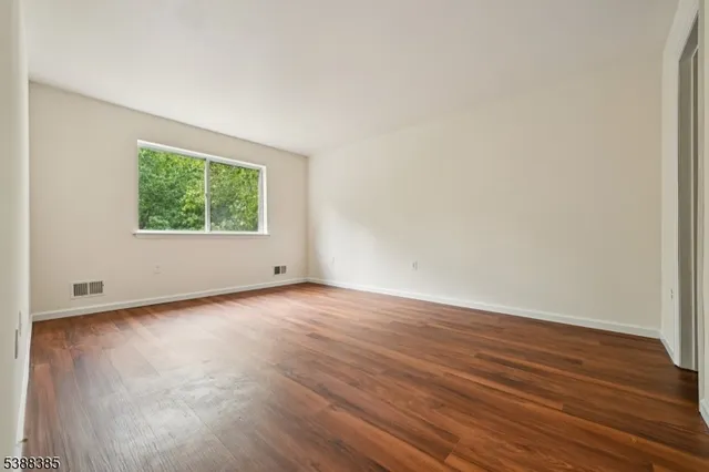 $450,000 | 2503 Madaline Drive, Unit 2503, Woodbridge, NJ 07001