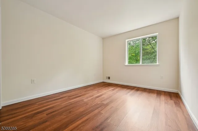 $450,000 | 2503 Madaline Drive, Unit 2503, Woodbridge, NJ 07001