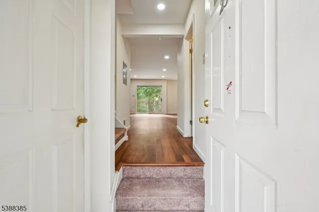 $450,000 | 2503 Madaline Drive, Unit 2503, Woodbridge, NJ 07001