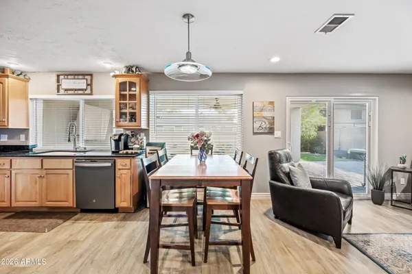 $649,950 | 1105 West Meseto Avenue, Mesa, AZ 85210