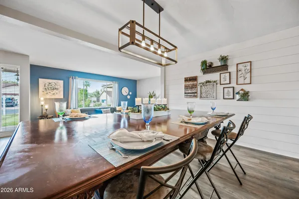 $649,950 | 1105 West Meseto Avenue, Mesa, AZ 85210