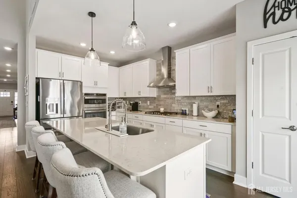 $689,000 | 40 Emerald Road, New Egypt, NJ 08533