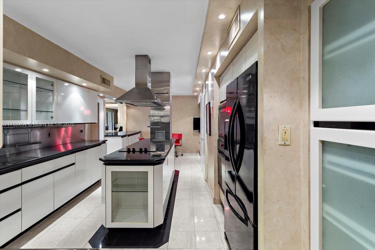 2808 North 46th Avenue, Unit E650 Hollywood, FL 33021 - Photo 5 of 45 a kitchen view of counter top space