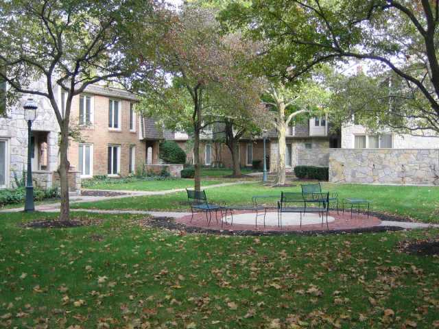 3600 East Reed Road Columbus, OH 43220 - Photo 2 of 5