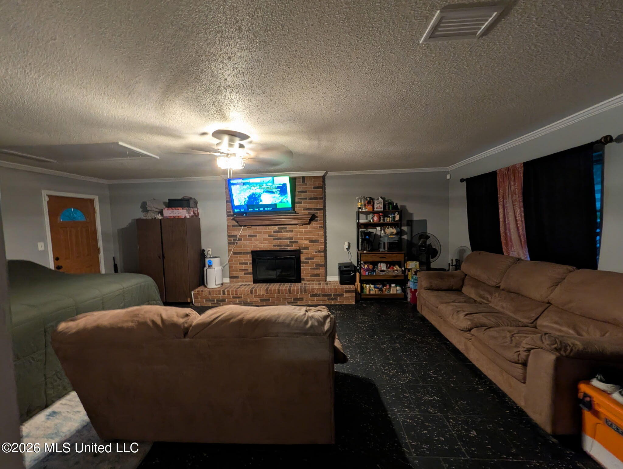 10198 Gorenflo Road D'Iberville, MS 39540 - Photo 8 of 16 Bonus room