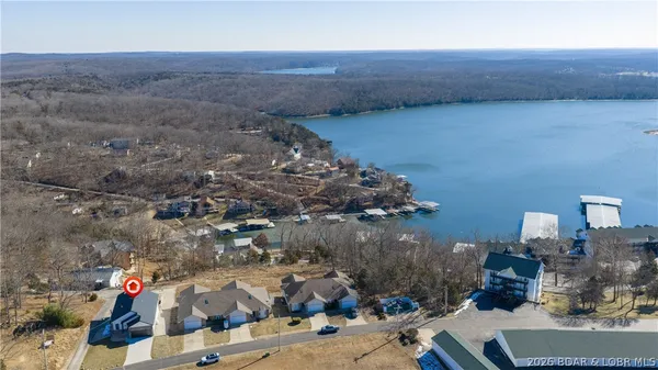 $749,900 | 224 Park Pl Drive, Kaiser, MO 65047