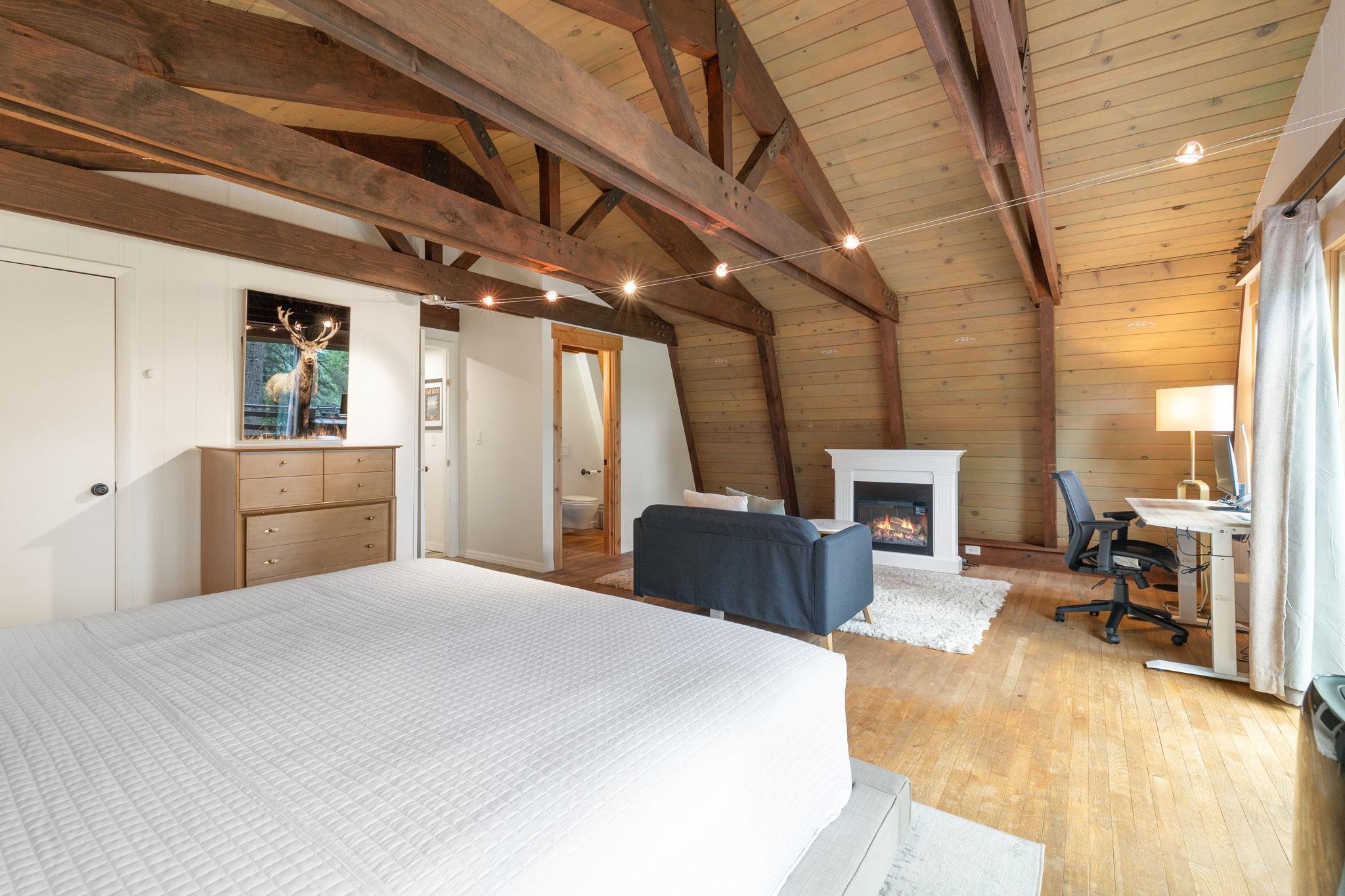576 Granite Road Carnelian Bay, CA 96140 - Photo 22 of 28 Primary Bedroom