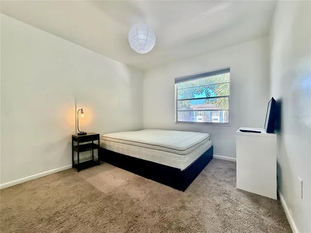 $1,600 | 2507 North Alafaya Trail, Unit 12, Orlando, FL 32826