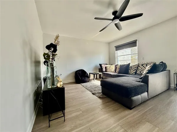 $1,500 | 2507 North Alafaya Trail, Unit 12, Orlando, FL 32826