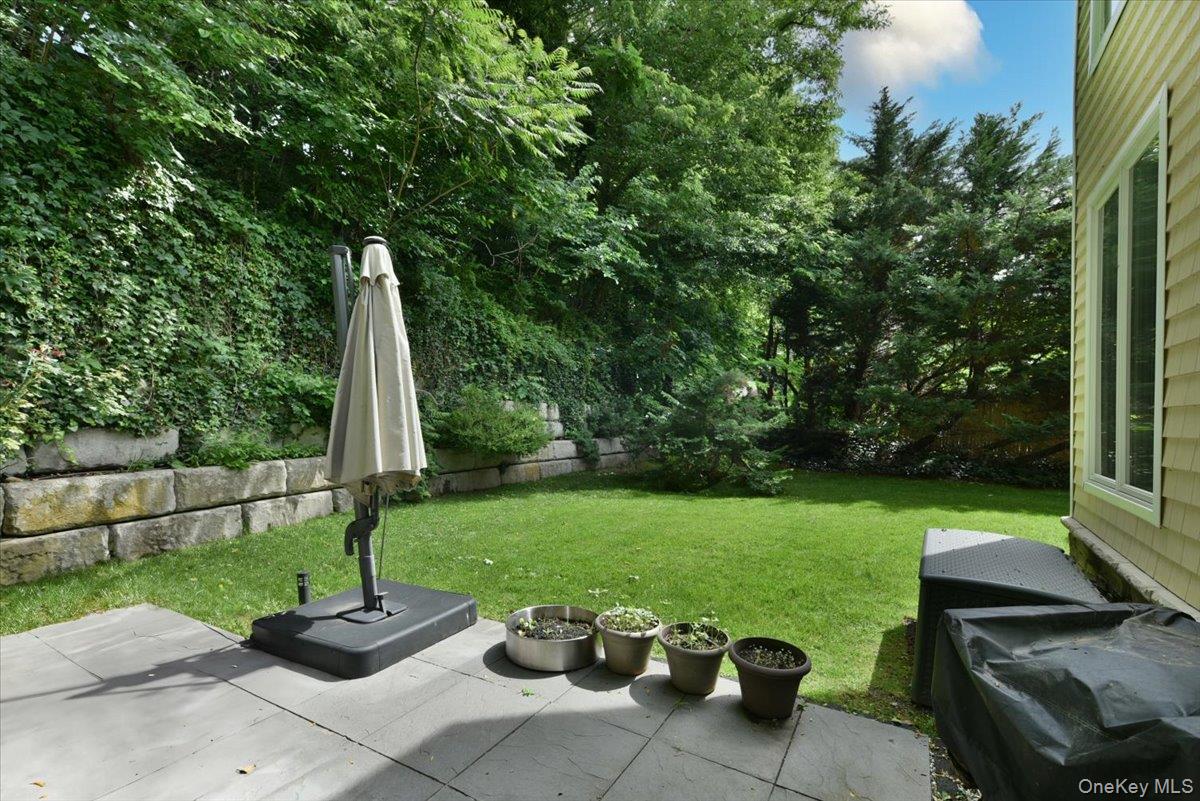 245 Harbor Hill Road Roslyn, NY 11576 - Photo 31 of 33
