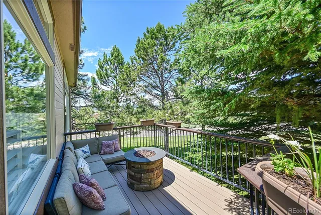 a outdoor view with a sitting space