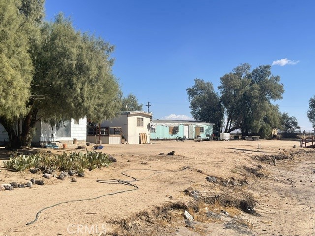 38898 Valley Center Road Daggett, CA 92327 - Photo 11 of 39