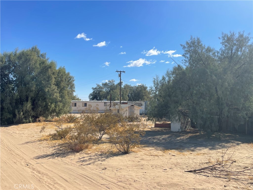 38898 Valley Center Road Daggett, CA 92327 - Photo 29 of 39