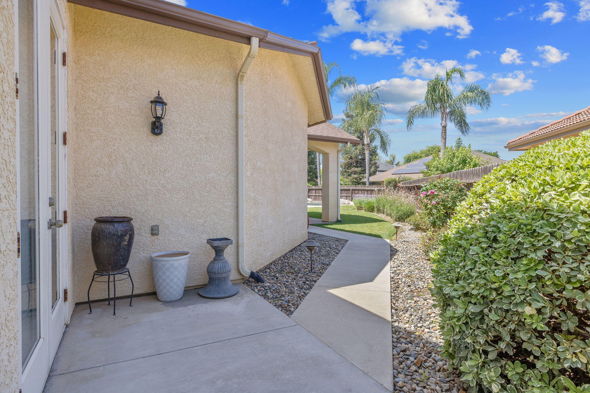 760 St James Court Exeter, CA 93221 - Photo 70 of 77 exit from office