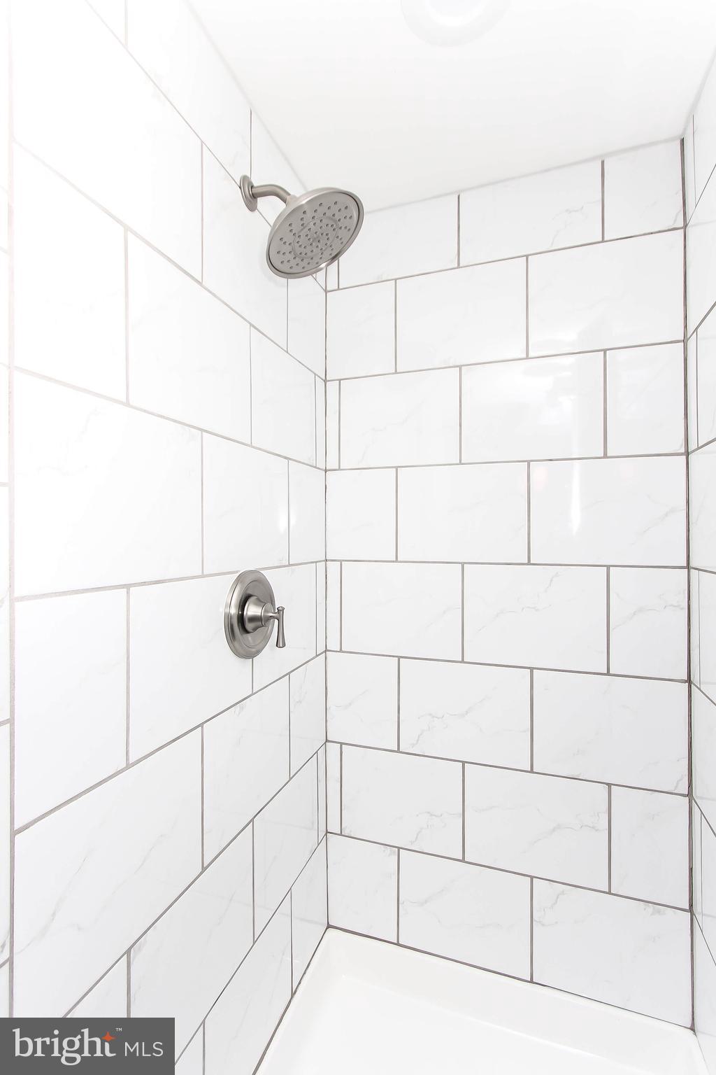 1205 Glenhaven Road Baltimore, MD 21239 - Photo 17 of 30 Bath