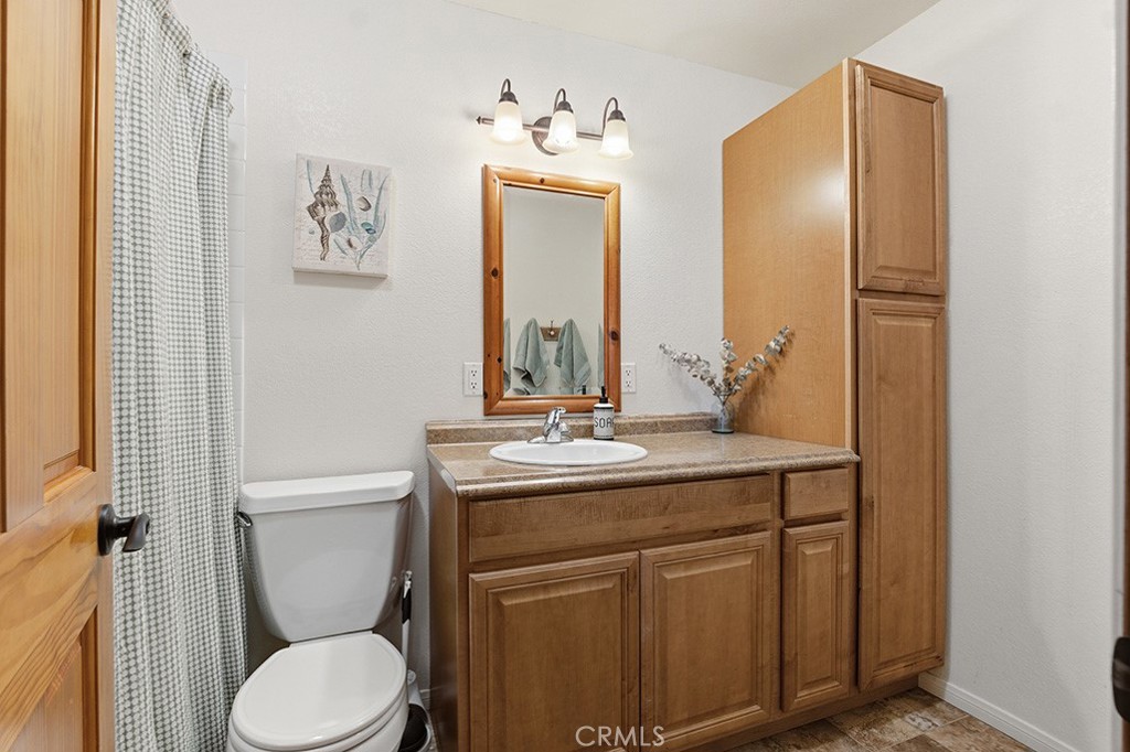 3039 Country Lane Simi Valley, CA 93063 - Photo 13 of 32