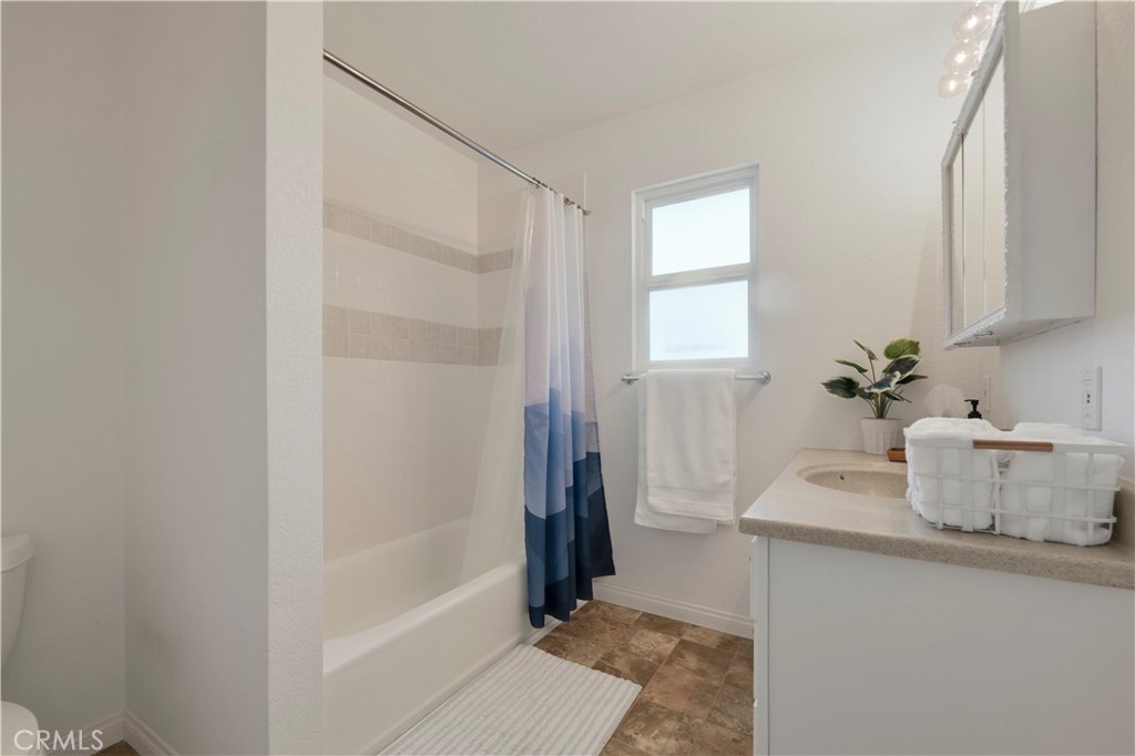 3039 Country Lane Simi Valley, CA 93063 - Photo 23 of 32