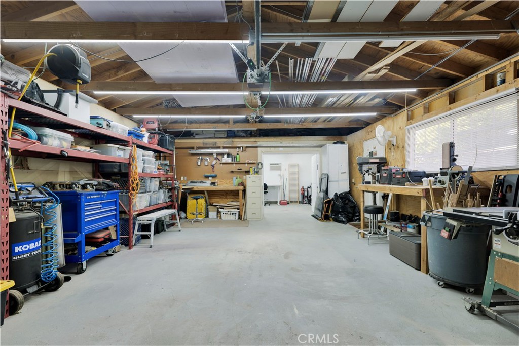 3039 Country Lane Simi Valley, CA 93063 - Photo 25 of 32