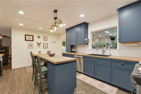 $1,195,000 | 3039 Country Lane, Simi Valley, CA 93063