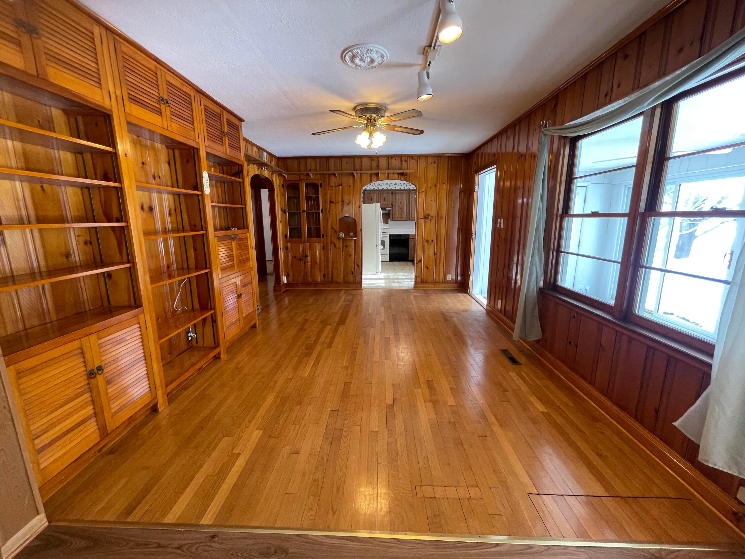 21899 Sycamore Road Gambier, OH 43022 - Photo 6 of 48 6