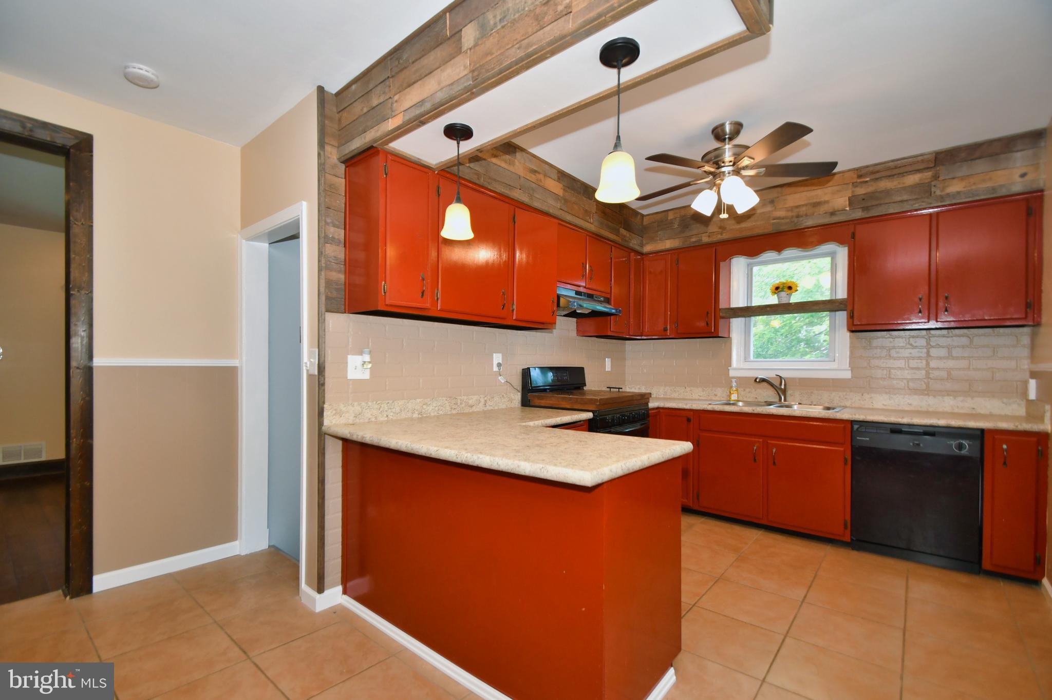 335 Stillwater Road Baltimore, MD 21221 - Photo 21 of 42 Kitchen