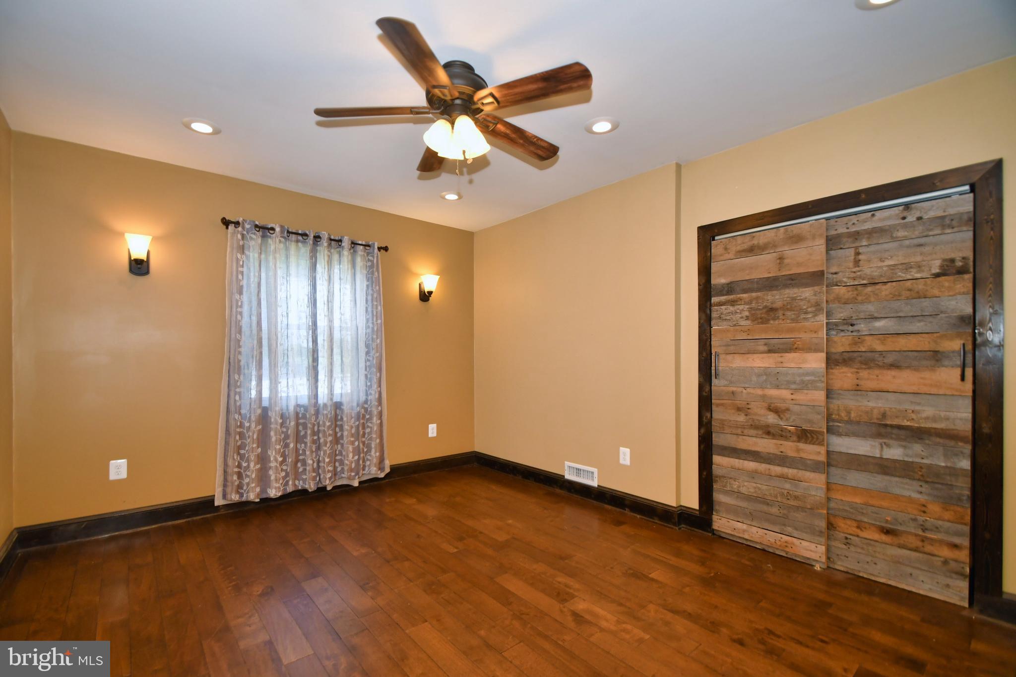 335 Stillwater Road Baltimore, MD 21221 - Photo 24 of 42 Bedroom